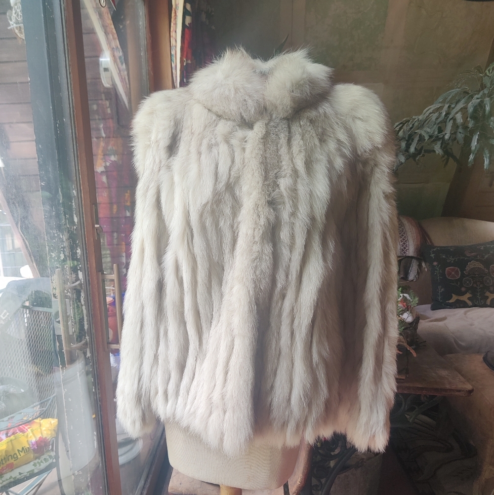 Vintage 80s Saga Blue Fox Fur Jacket Womens Small EUC Bemberg Lined Quiet Luxury